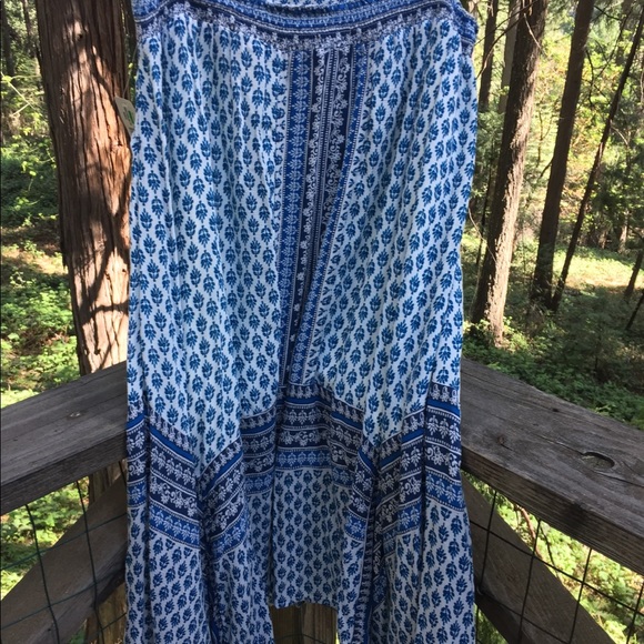 New Directions bohemian shark bite hem  slightly sheer skirt - Picture 2 of 12